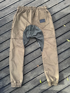 One off size 34 Moss Spartan Slack