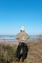 Winter tropics bomber