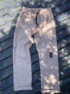 The Crafter pant in Tan linen