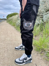 Flack chap cargo pocket in Black cord