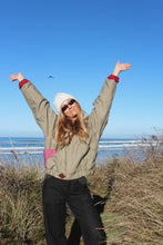 Winter tropics bomber
