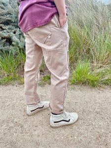 The Crafter pant in Tan linen